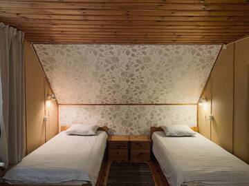 Фото номера Четырехместный номер с общей ванной комнатой Дома для отпуска Muha Beach Holiday Home г. Riksu 7