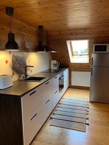 Фото номера Четырехместный номер с общей ванной комнатой Дома для отпуска Muha Beach Holiday Home г. Riksu 8