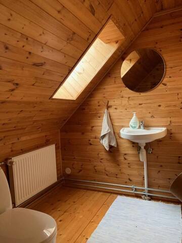 Фото номера Четырехместный номер с общей ванной комнатой Дома для отпуска Muha Beach Holiday Home г. Riksu 10